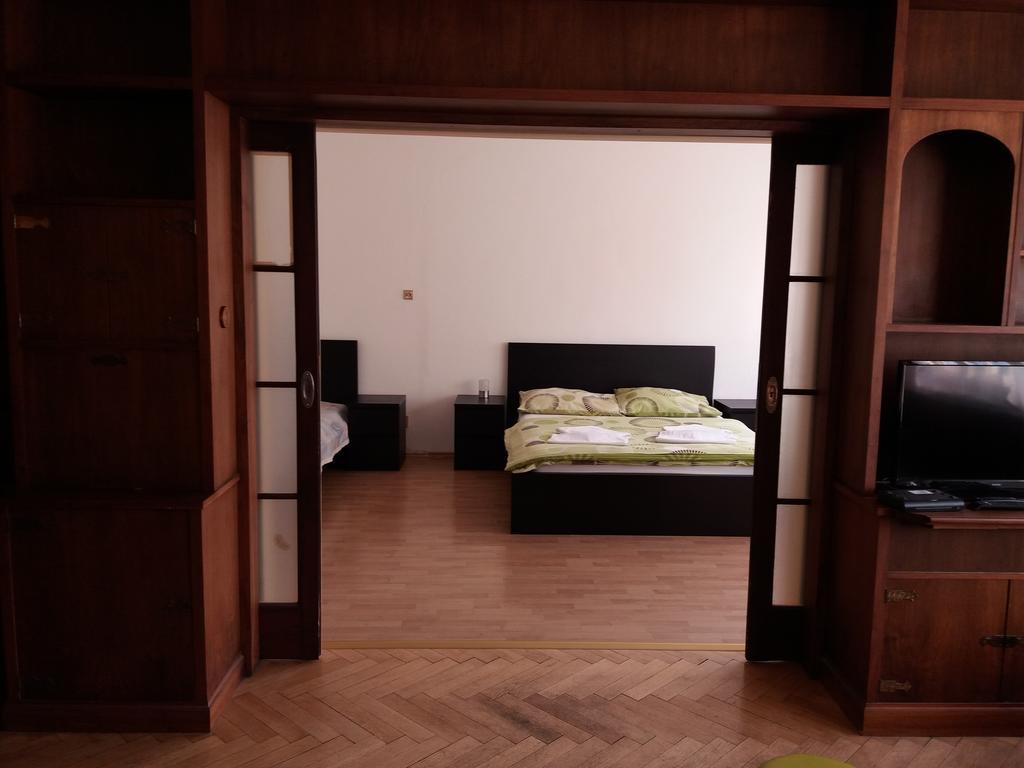 特罗尼克公寓 布拉格