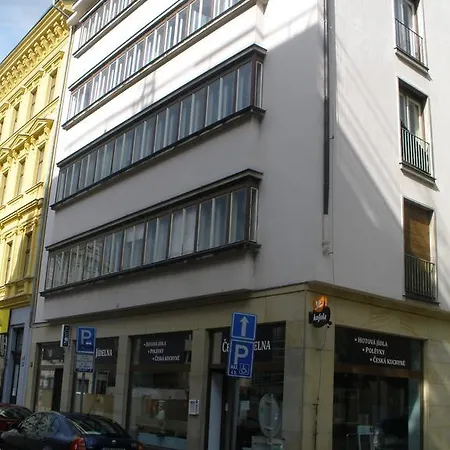Apartments Tronicek Praga Esterno foto